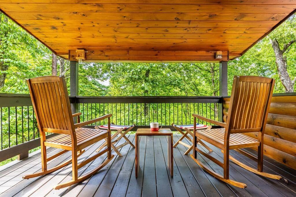 Luxe Family Cabin 8 Min To Downtown Blue Ridge Exterior photo